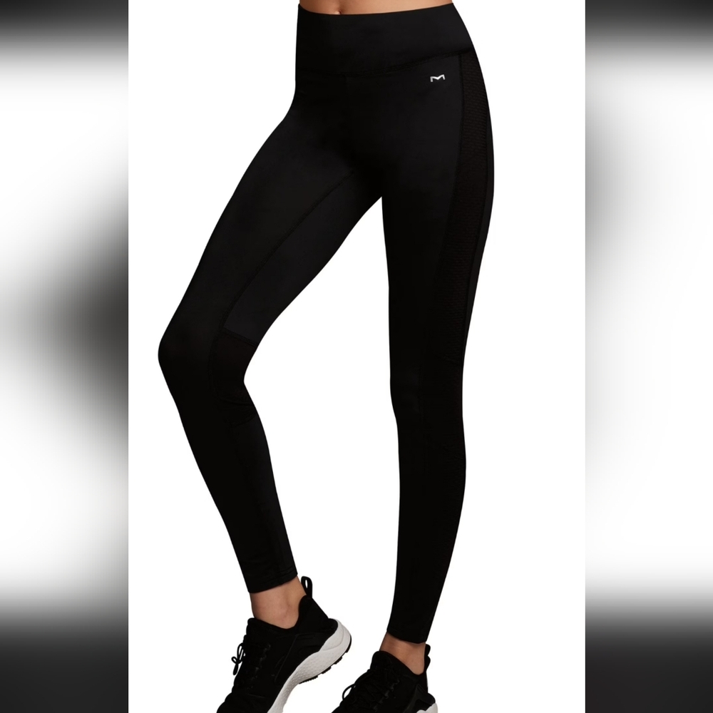 Maidenform Sleek Black Leggings